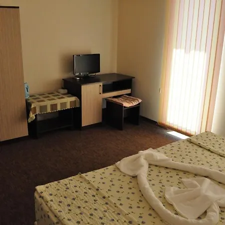 St. George Apartment *