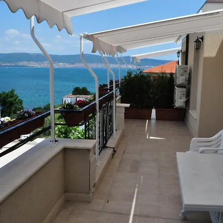 St. George * Misivri